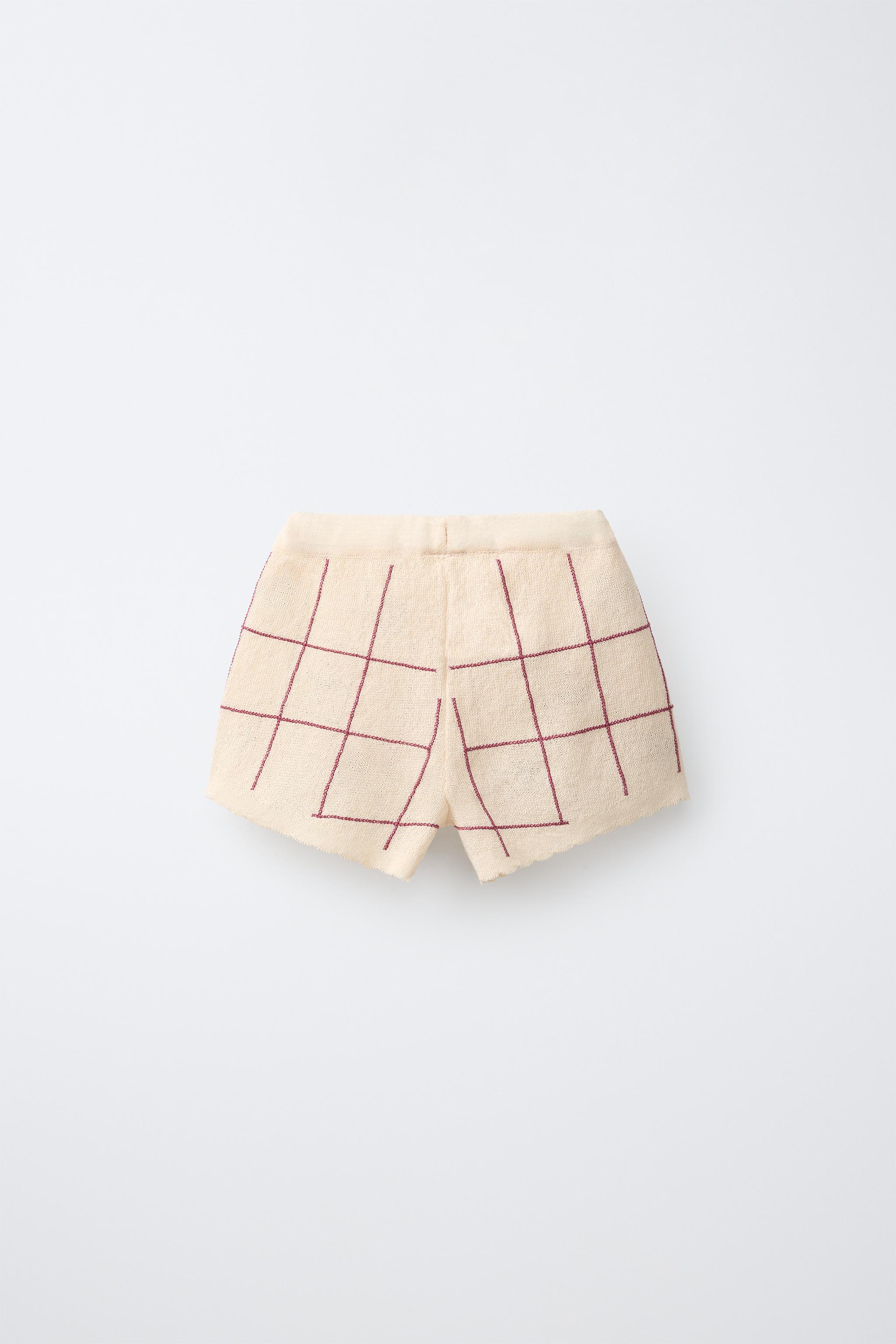 KNIT FLORAL SHORTS